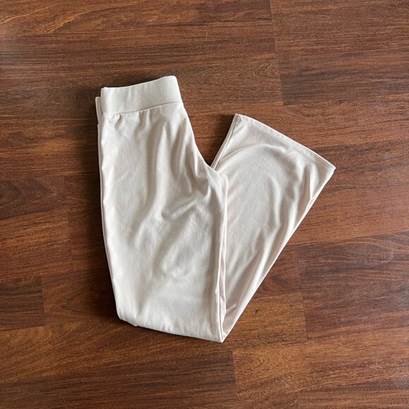 Lucy Diamonds Beige Flare Yoga Pants Women’s M Lounge Stretch Made in USA - Picture 3 of 3